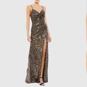 NWT IEENA From Mac Duggal sequin gown, size 4